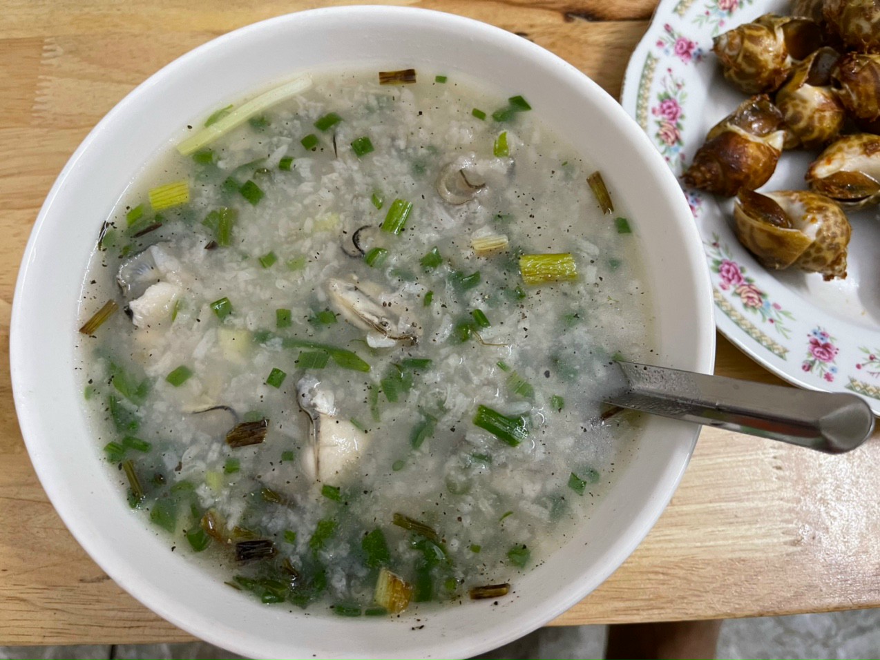 Một tô cháo hành