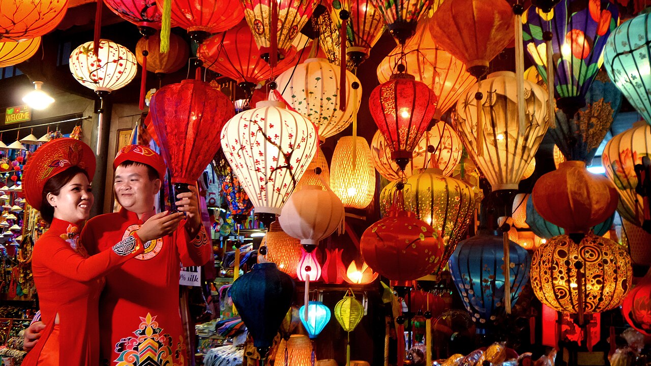 Phố cổ Hội An với đèn lồng