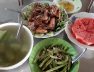 Bữa cơm gia đình Việt Nam hằng ngày